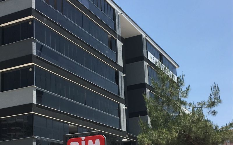 Sabri Bayar Akasya Apartmanı — AS Yönetim tarafından yönetilen bina, Uşak