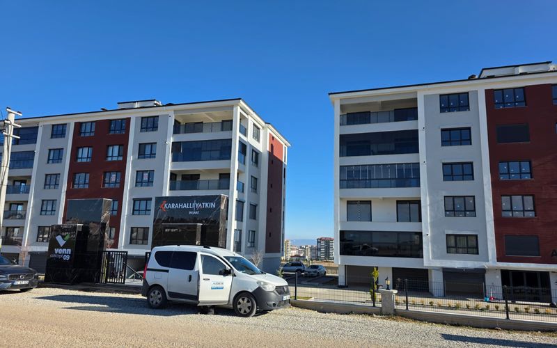 Venn 09 Sitesi — AS Yönetim tarafından yönetilen bina, Uşak