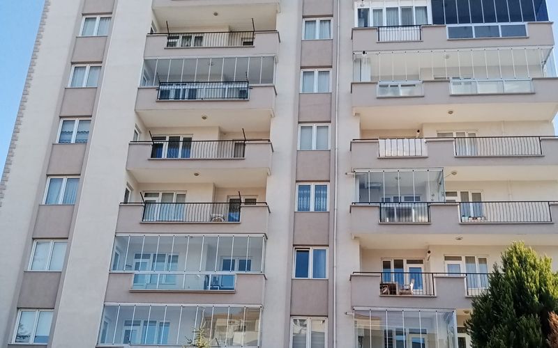 Yılmaz Apartmanı — AS Yönetim tarafından yönetilen bina, Uşak